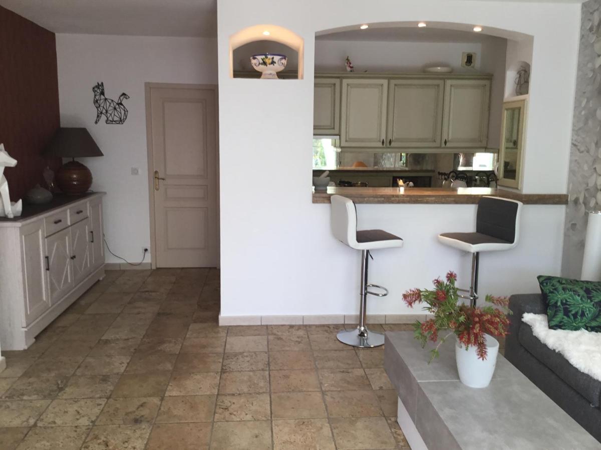 Appartement Mistral Gagnant à Fréjus Extérieur photo